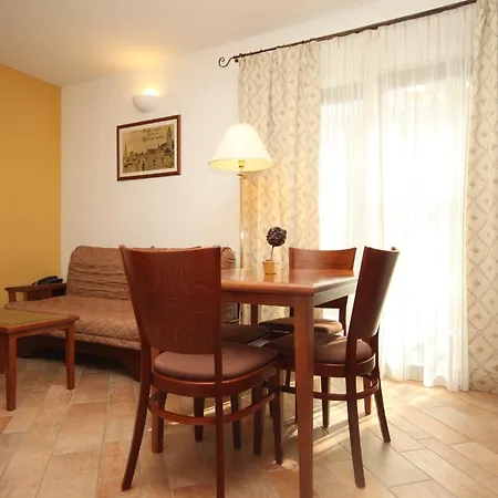 Seaside With A Swimming Pool - 7561 Apartment Trogir
