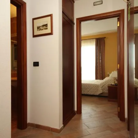 Seaside With A Swimming Pool - 7561 Apartment Trogir