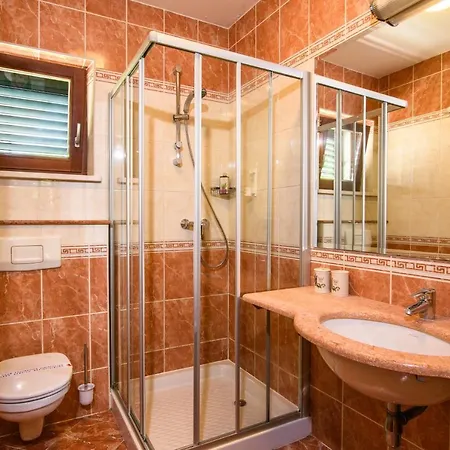 Seaside With A Swimming Pool - 7561 * Trogir